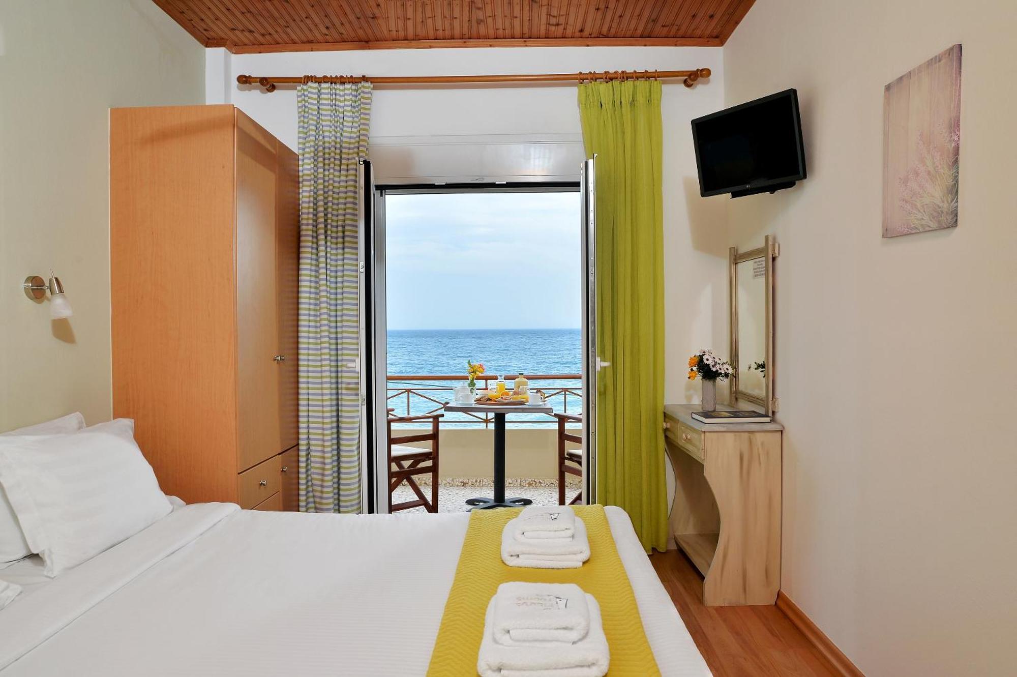 Pharos Rooms Ília 外观 照片