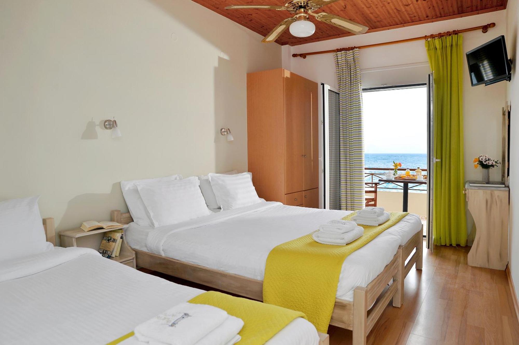 Pharos Rooms Ília 外观 照片