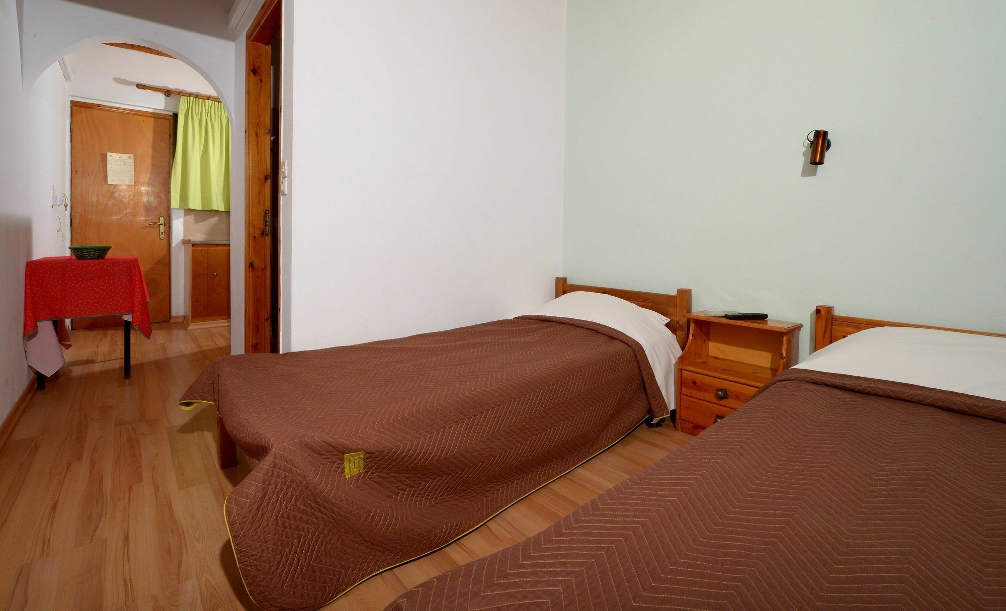 Pharos Rooms Ília 外观 照片